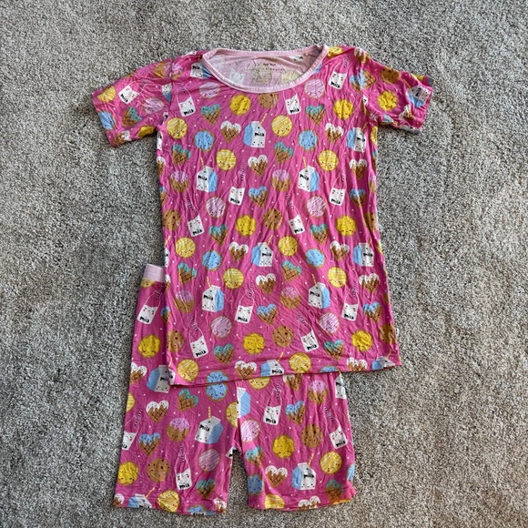 LITTLE SLEEPIES Pink Milk & Cookies Short Pajama Set size 16 - Picture 2 of 4